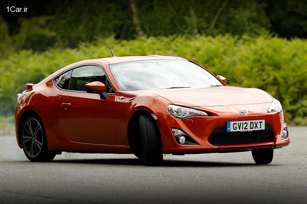 بررسی تویوتا GT86